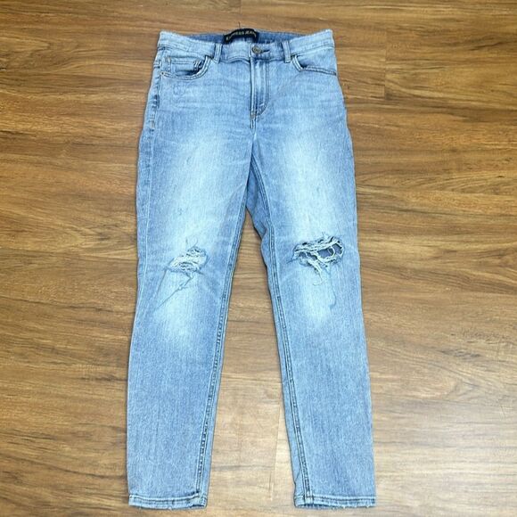Express jeans cropped leg high rise Sz 6 Light Wash 5-Pocket Distressed - Picture 1 of 10